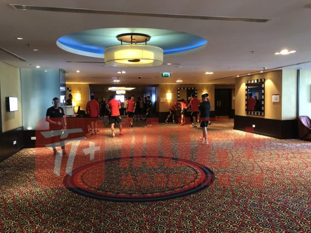 V体育-国足酒店内一日两练 核酸“三天一测”确保安全