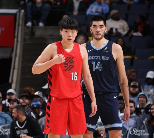 V体育中心-赛季报销！灰熊官宣：周志豪成功接受脚踝手术 缺席剩余比赛