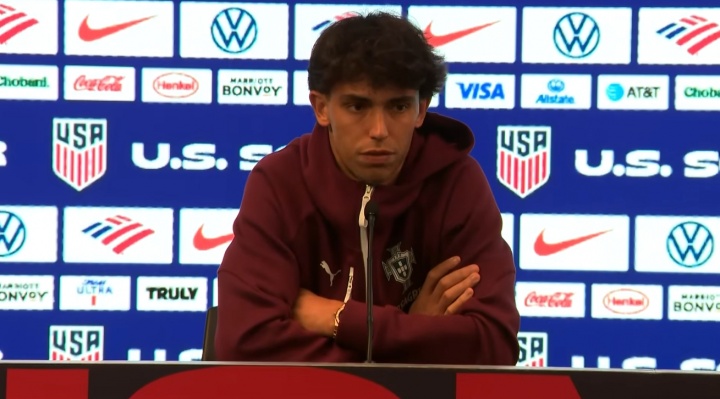 V体育赛事团队-菲利克斯:若我们进球99%比赛会赢,新规若球员受伤躺着能怪谁呢